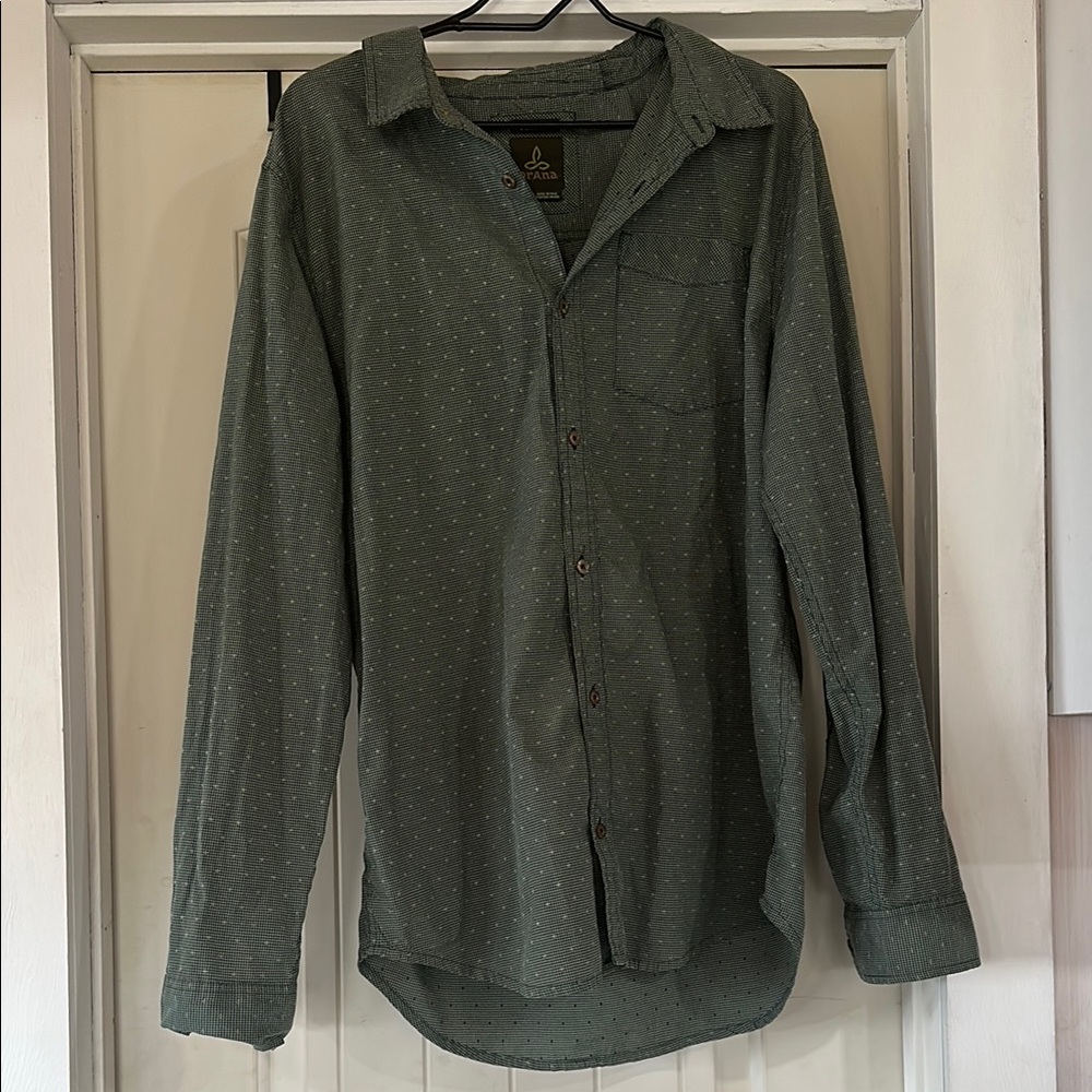 Prana Green Casual Button Down Shirt with Soft Texture